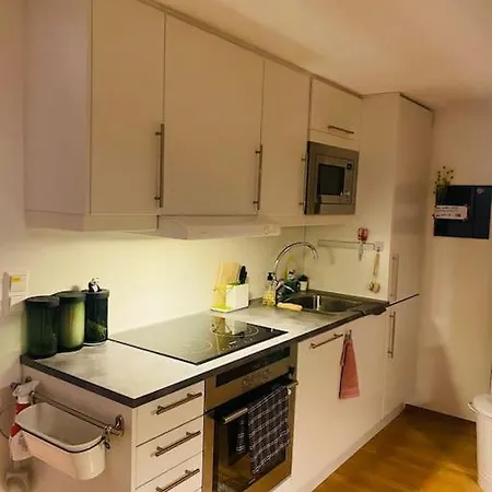 Private Cozy Close To Center Appartamento Bergen