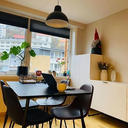 Private Cozy Close To Center Appartement Bergen
